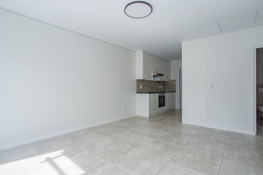 To Let 2 Bedroom Property for Rent in Honeydew Country Estate Western Cape